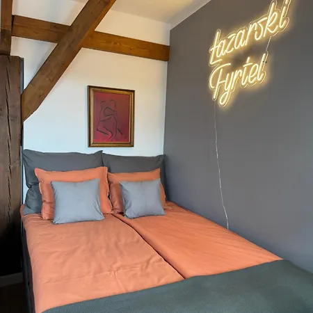 Fyrtel Apartmán *